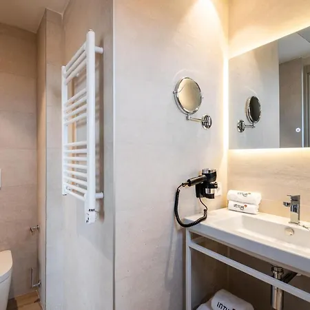 Apartamentos Core Suites Walencja Zewnętrze zdjęcie Bathroom